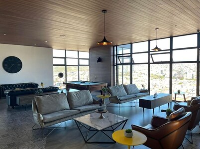 Cozy 1-bedroom apartment in awesome Tijuana DOWNTOWN with fitness room, WiFi
