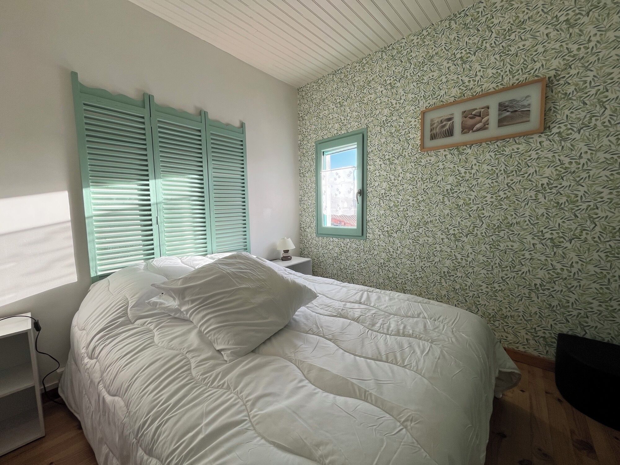 3 bedrooms, iron/ironing board, free WiFi