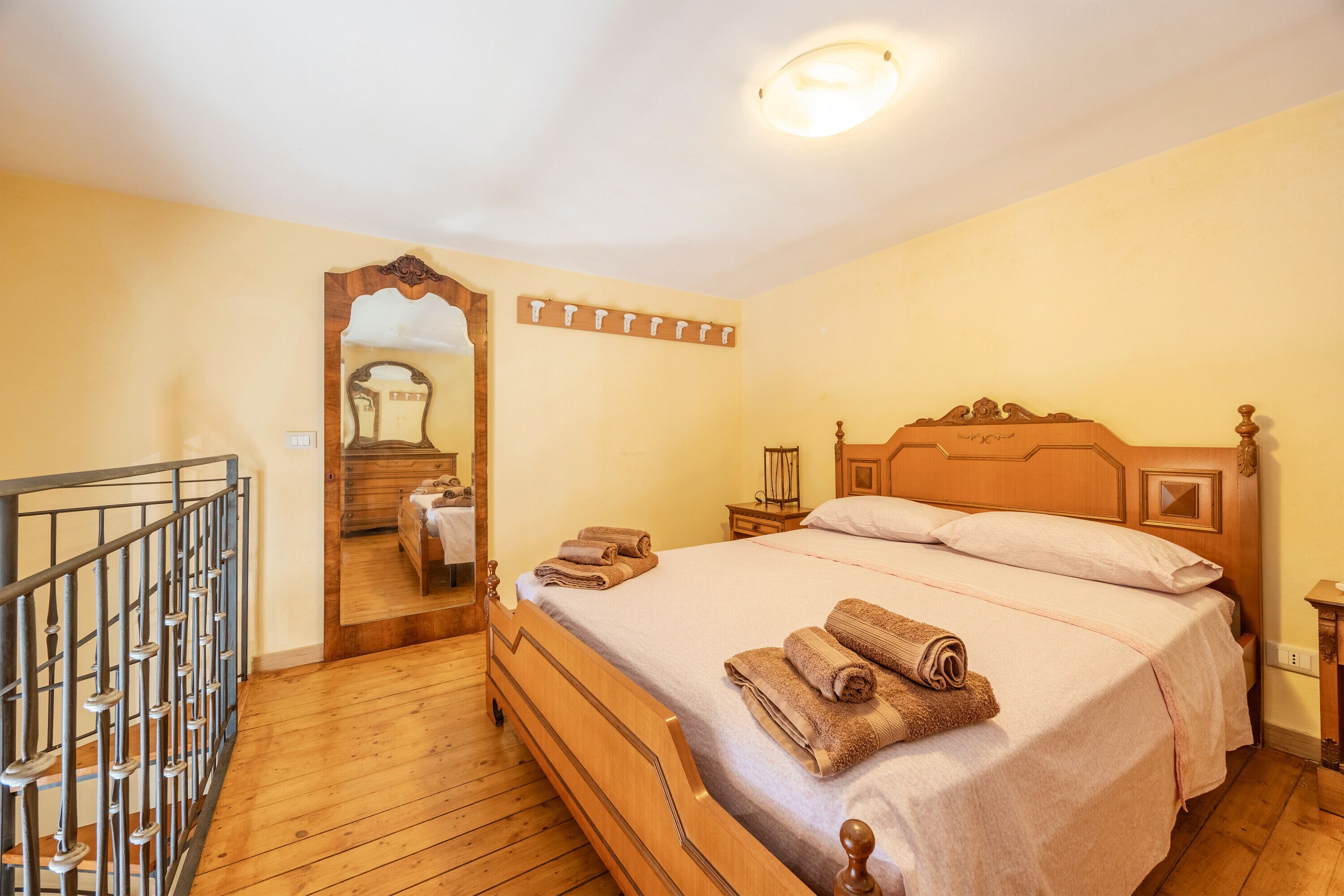 2 chambres, fer et planche à repasser, Wi-Fi gratuit, draps fournis