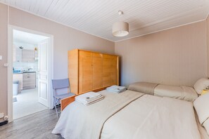 1 Schlafzimmer, Bügeleisen/Bügelbrett, kostenloses WLAN, Bettwäsche