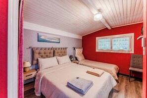 1 bedroom, iron/ironing board, free WiFi, bed sheets - Charming 1★ House in Biscarrosse Plage – Private garden, 300m from the Ocean (Biscarosse-plage)