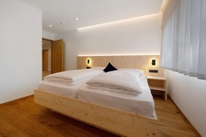 3 habitaciones, wifi gratis, ropa de cama y acceso para silla de ruedas 