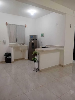 Standard Double Room | Private kitchen | Fridge, microwave - Habitaciones Aurelia (Felipe Carrillo Puerto)