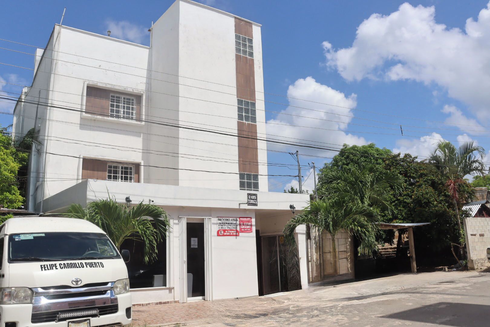 Fachada da propriedade