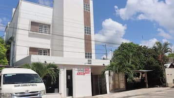 Fachada da propriedade