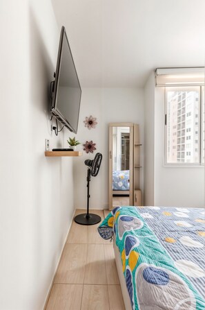 2 slaapkamers, een strijkplank/strijkijzer, wifi, beddengoed