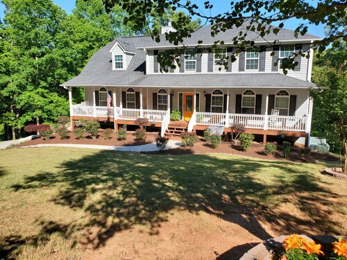 Cozy 1-bedroom apartment in tranquil Douglasville with AC