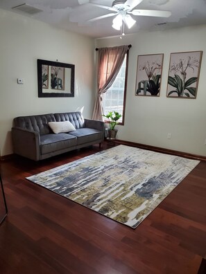 Smart TV - Cozy 1-bedroom apartment in tranquil Douglasville with AC (Douglasville)