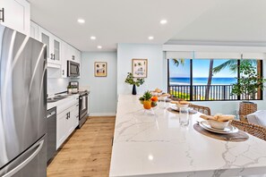 Fridge, microwave, cookware/dishes/utensils - New Listing! Contemporary corner unit at Papakea (Lahaina)