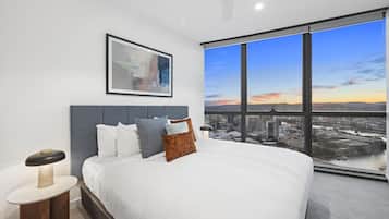 Premium bedding, iron/ironing board, free WiFi, bed sheets