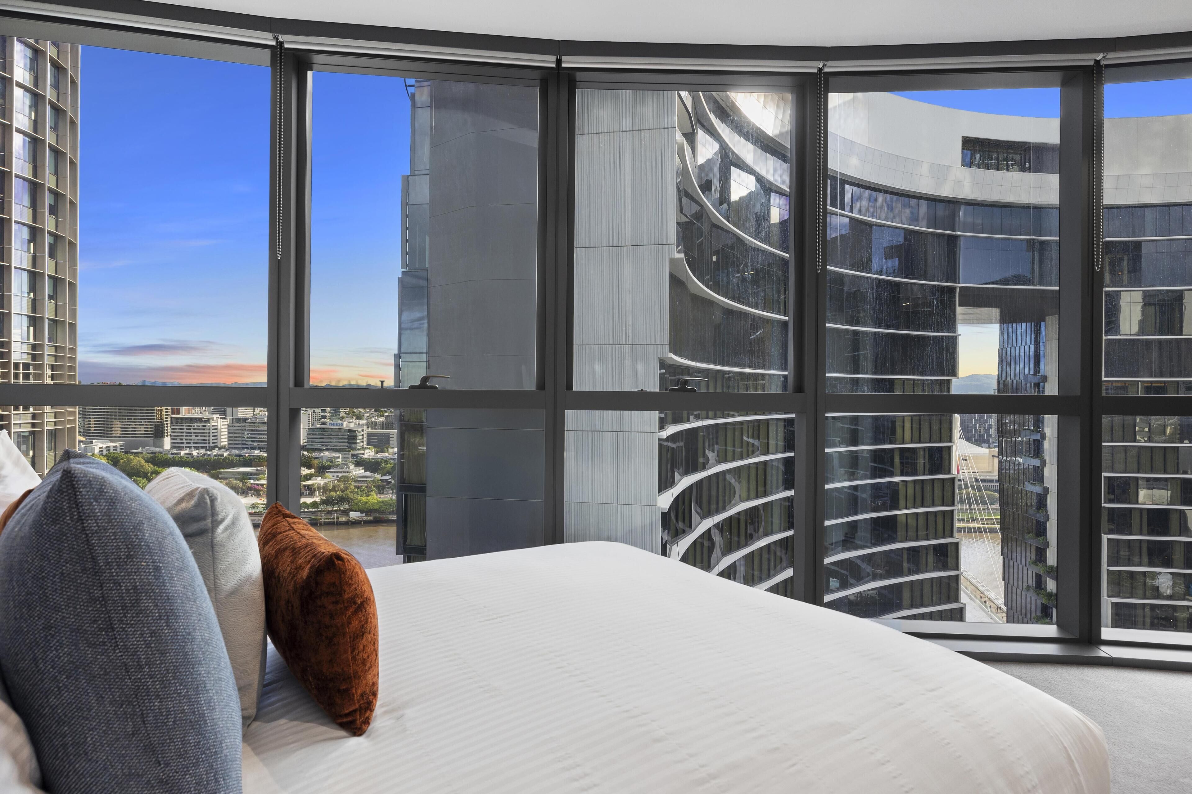 Luxe beddengoed, een strijkplank/strijkijzer, gratis wifi, beddengoed