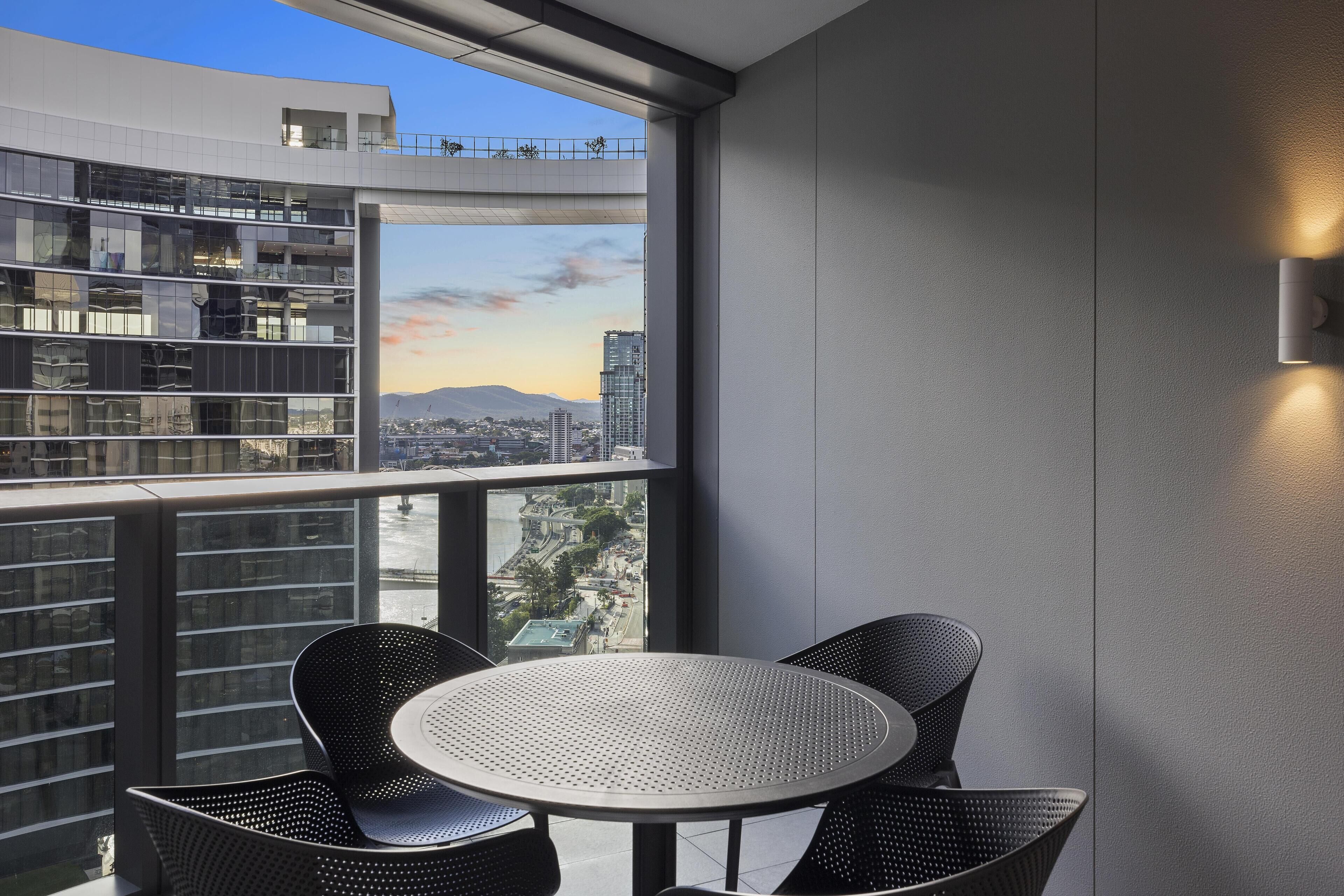 Premium bedding, iron/ironing board, free WiFi, bed sheets