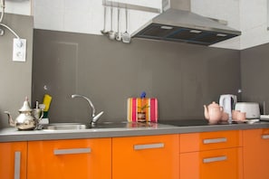 Stovetop, coffee/tea maker, toaster, high chair - Cádiz Centro Histórico Apartment (Cádiz)