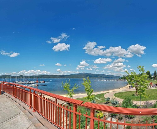 Adjacent Escapes McCall Idaho: 2 side by side Townhouses!