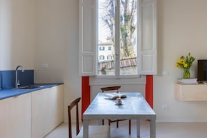 Interior - Made by a Young Local Designer (Firenze)