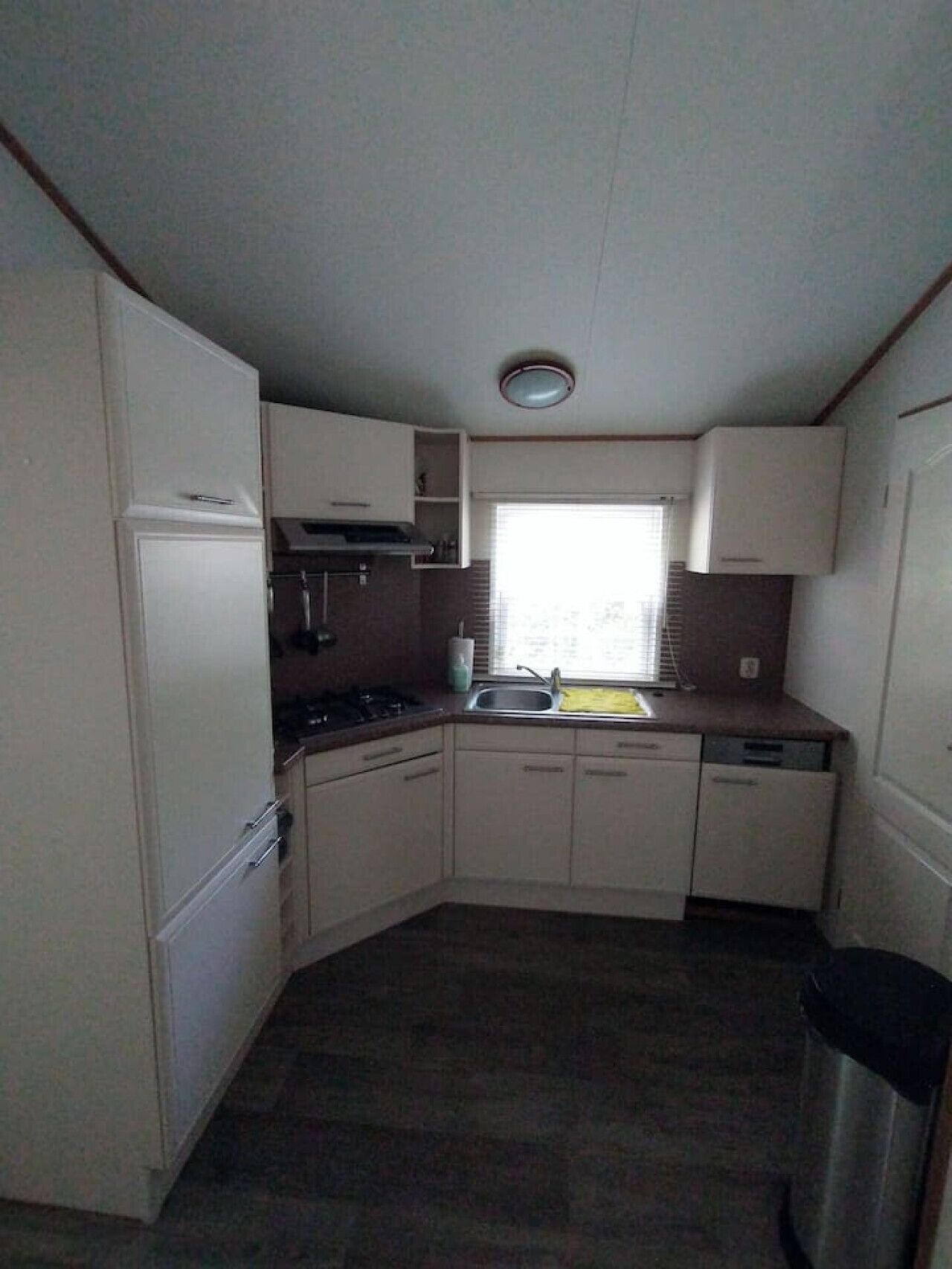 Geladeira, fogão, cooktop, lava-louças