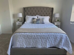 2 chambres, fer et planche à repasser, Wi-Fi gratuit, draps fournis