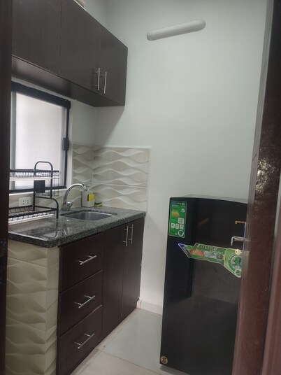 Comfortable apartment with kitchen and private bathroom