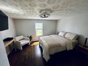 3 quartos, escrivaninha, berço de viagem, Wi-Fi de cortesia