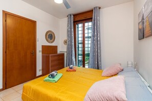 1 bedroom, iron/ironing board, WiFi