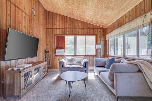 Welcome to the Ski and Spa Chalet, nestled in the heart of the Hideout!