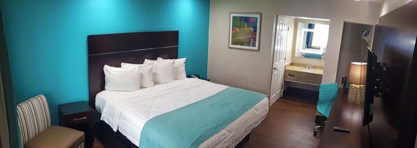 Comfort Single Room | Premium bedding, pillowtop beds, desk, laptop workspace