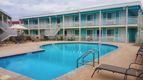 Spanish Trails Inn