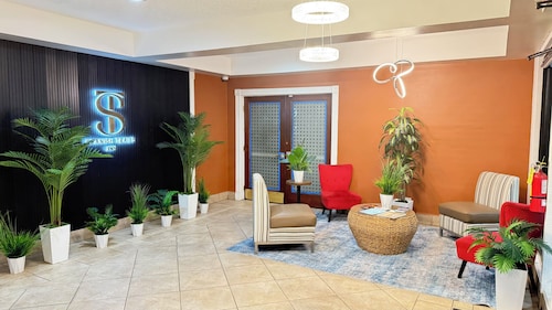 Spanish Trails Inn