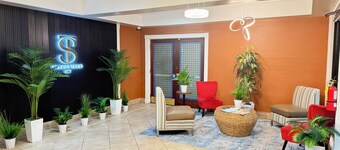 Spanish Trails Inn