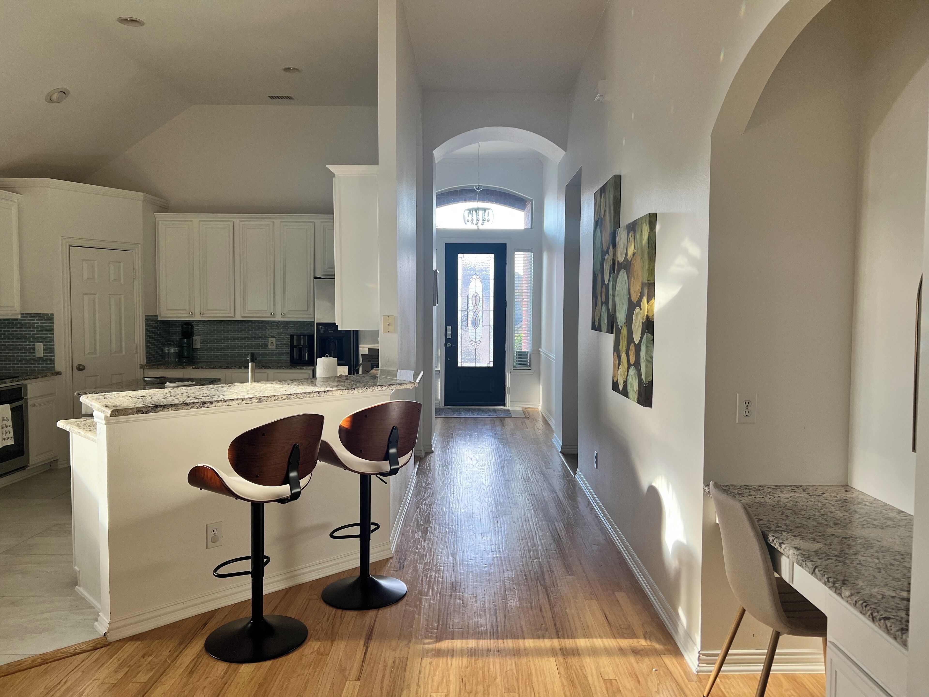 Micro-ondes, four, plaque de cuisson, lave-vaisselle