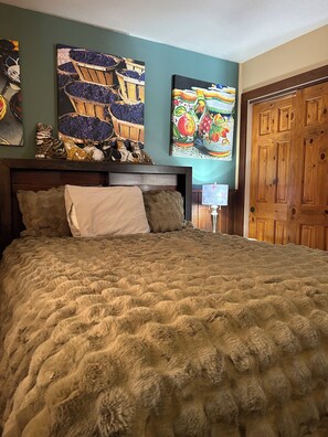 2 bedrooms, iron/ironing board, travel crib, WiFi