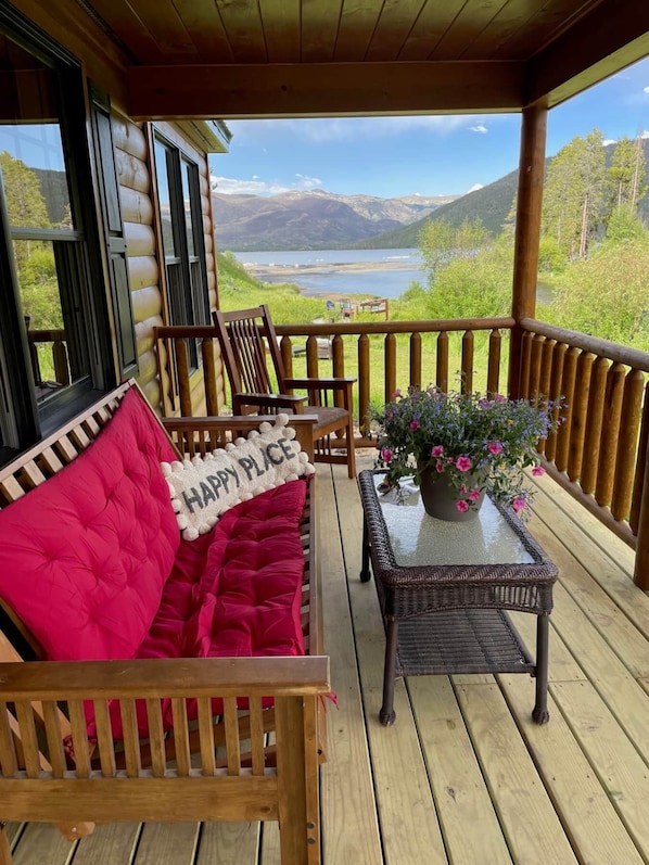 Property grounds - 3BR/2BA River& Lake front new cabin, canoes incl., 2/2 riverfront incl. canoes (Grand County)