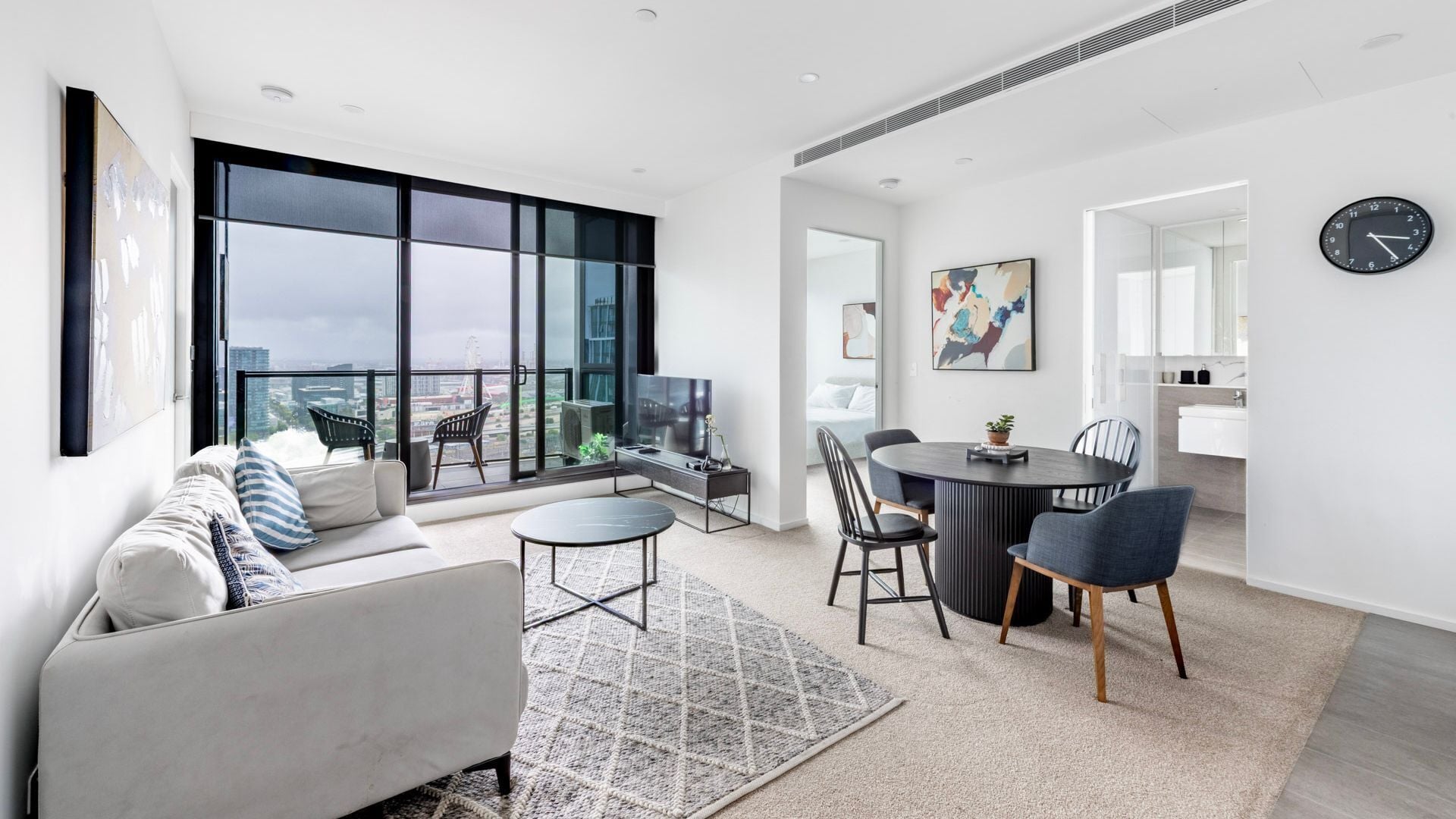 تلفزيون ذكي