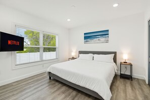 4 Schlafzimmer, Bügeleisen/Bügelbrett, WLAN, Bettwäsche