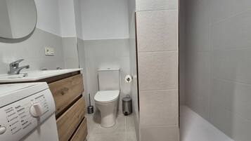 Dusch, hÄrtork och handdukar