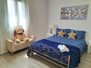 3 Schlafzimmer, Reisekinderbett, WLAN, Bettwäsche