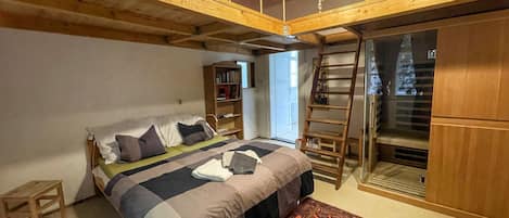 2 Schlafzimmer, Schreibtisch, Internetzugang