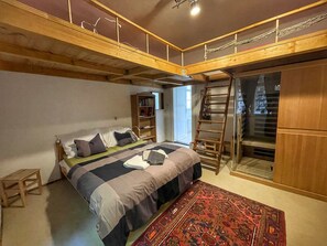 2 Schlafzimmer, Schreibtisch, WLAN