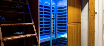 ProFamily + infrasauna by Interhome