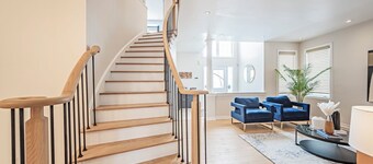 Newly renovated 2-story house with 5 bed rooms and 4 washrooms