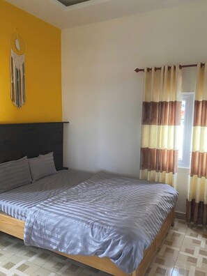 Desk, free WiFi - Happy Dream House (Da Lat)