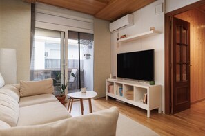 Unclassified image, 2 of 28, button - Quiet apartment Tossa de Mar (Tossa de Mar)