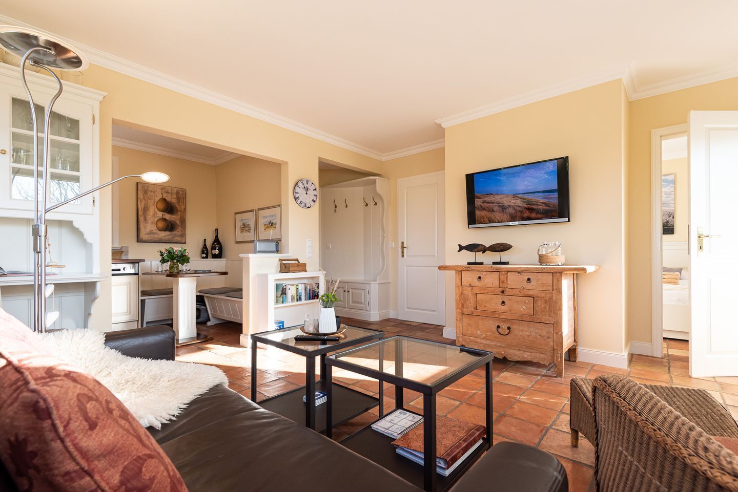 Fernseher, Stereoanlage