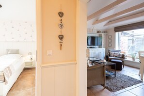 2 slaapkamers, een strijkplank/strijkijzer, wifi