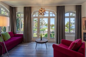 TV - Villa Glückspilz - Apartment Kilig 1.3 - 1-room comfort apartment "Kilig" in the (Binz)