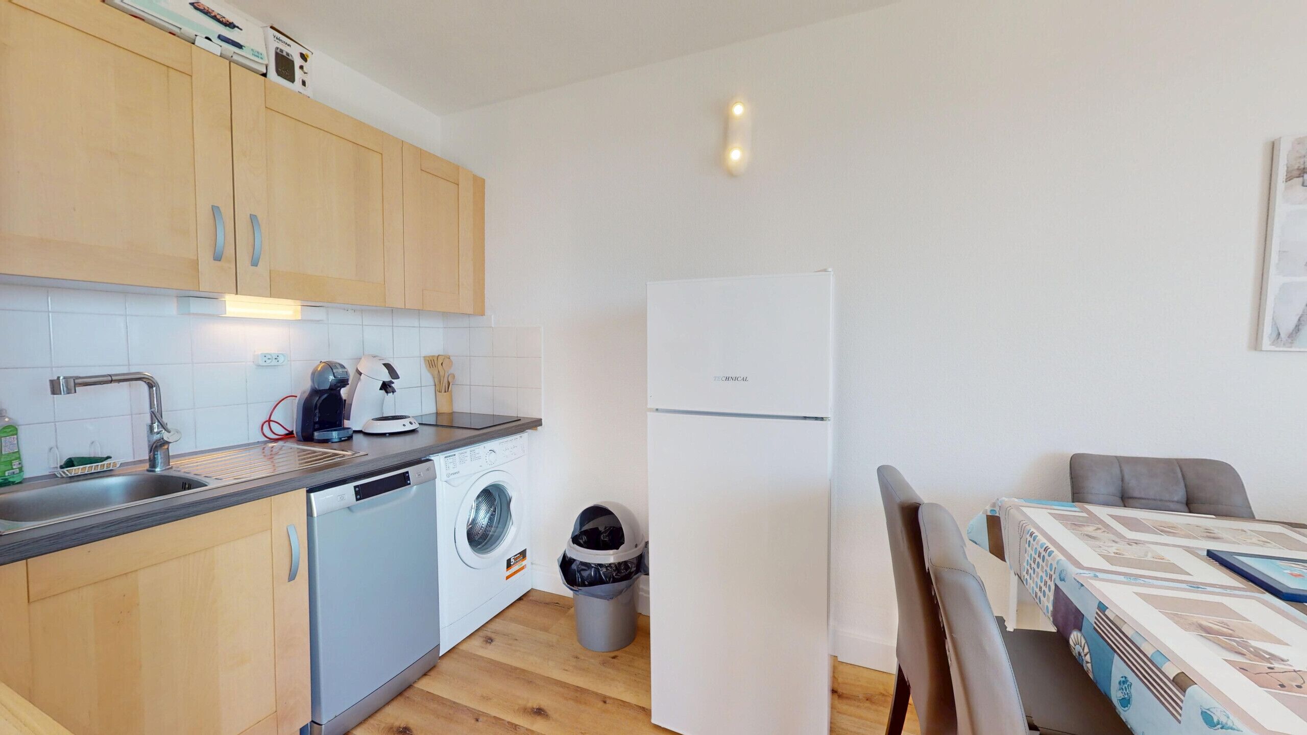 Coffee/tea maker, fridge, microwave, dishwasher