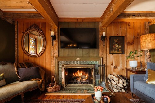 Secluded and Artful 1800s Farmhouse on 53 Acres, Saugerties