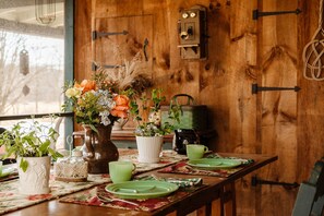 Dining - Secluded and Artful 1800s Farmhouse on 53 Acres, Saugerties (Saugerties)