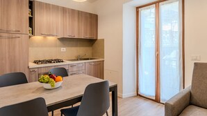 Uklassifisert bilde, 3 av 30, knapp