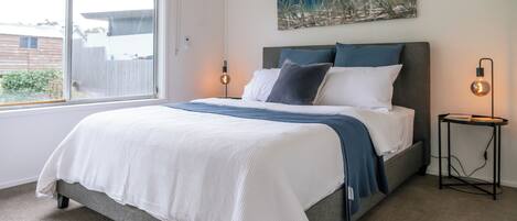 3 soverom, strykejern/-brett, wi-fi (inkludert) og sengetøy